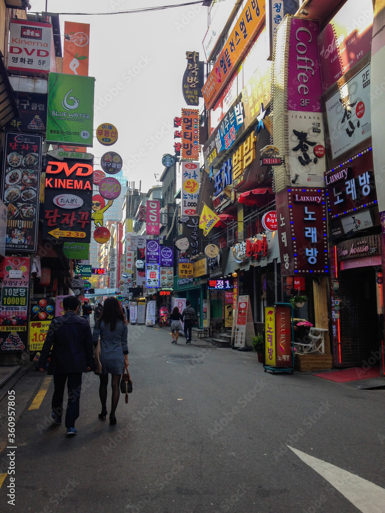 Alley in Seoul