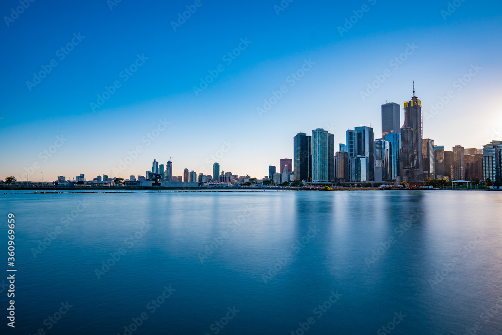 Michigan lake and Chicago skyline