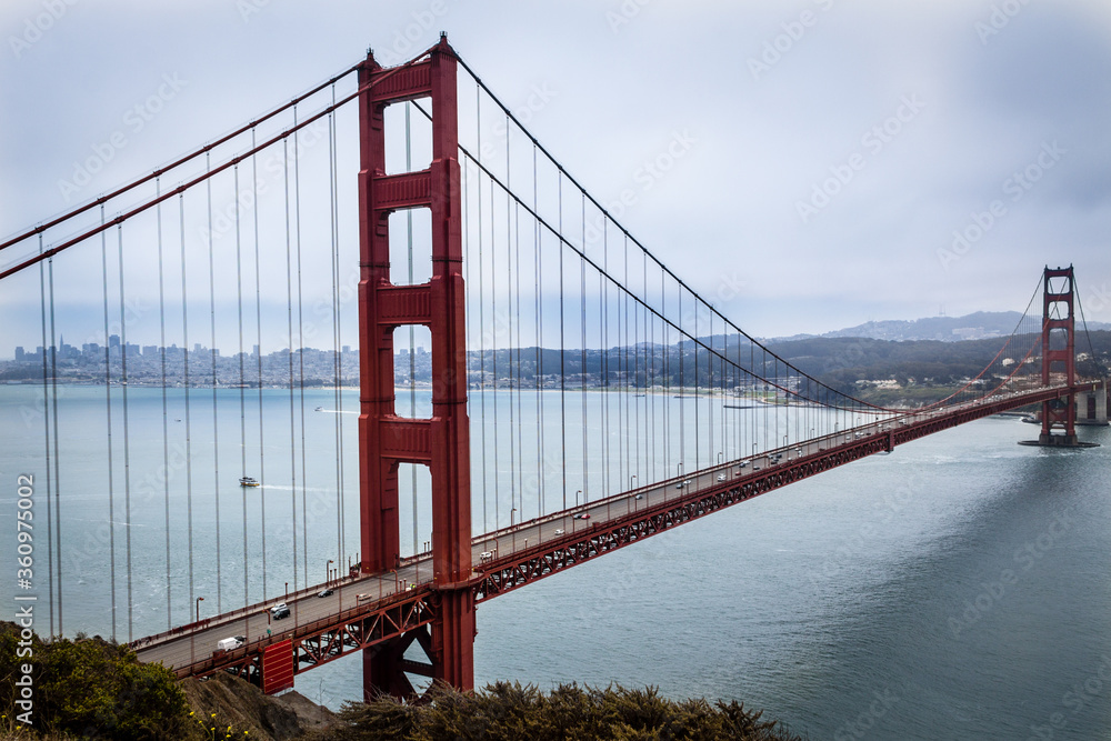 Fototapeta premium Afternoon Bridge