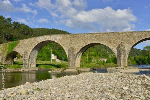 Le pont de Saint-Jean-du-Gard (30270), Gard en Occitanie, France