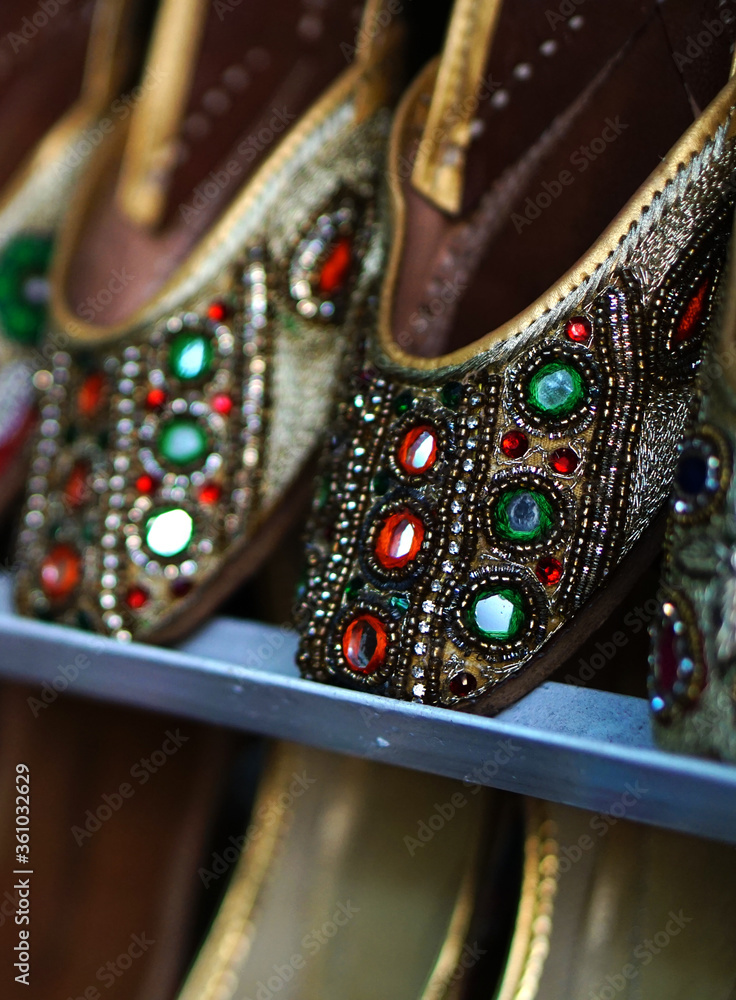 Φωτογραφία View of Indian woman foot wear in display of a retail store