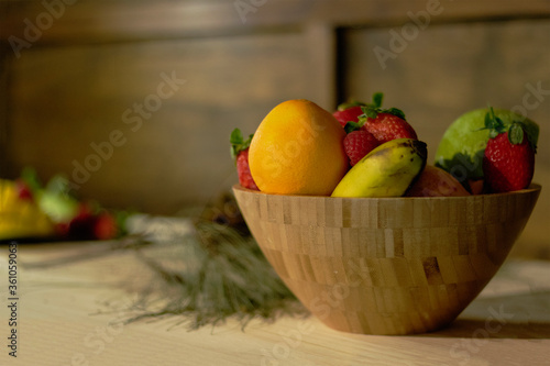 Fototapeta Naklejka Na Ścianę i Meble -  Bodegón fruta fresca