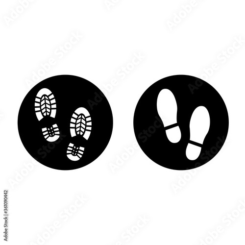 Shoes print icon set isolated on white background. Vector illustration