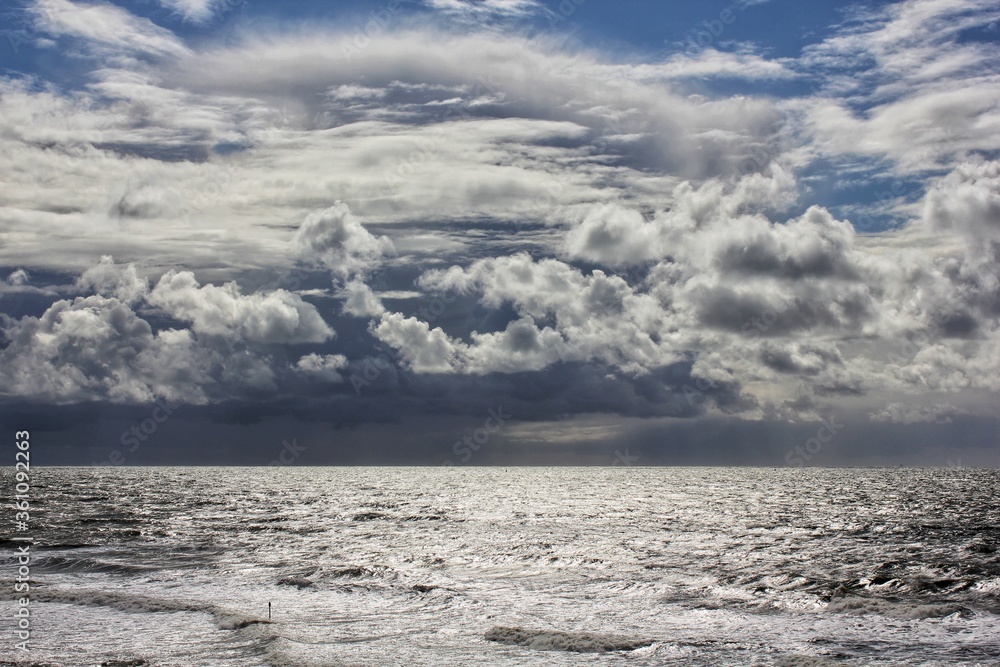 Fototapeta premium clouds over the sea