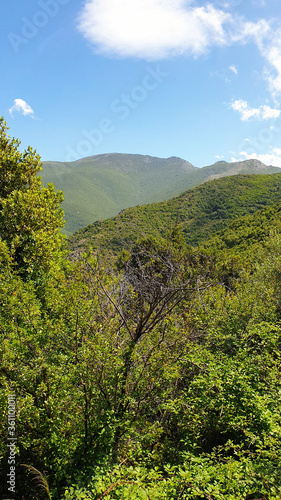 Paysages de montagnes dans le Cap Corse