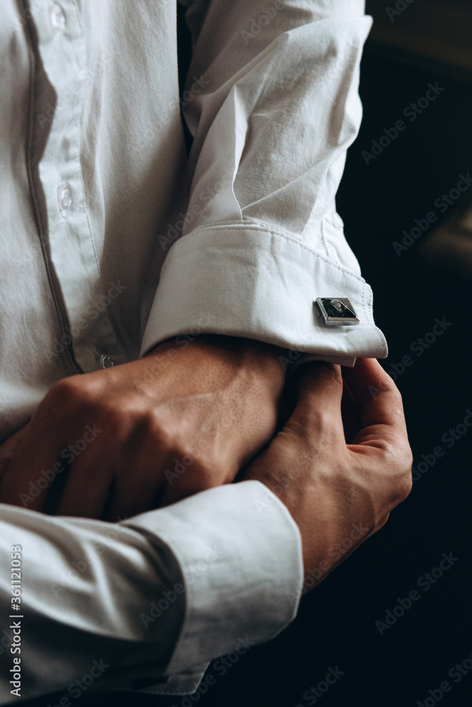 Fototapeta premium Preparation of the groom for the wedding. Men's Accessories.