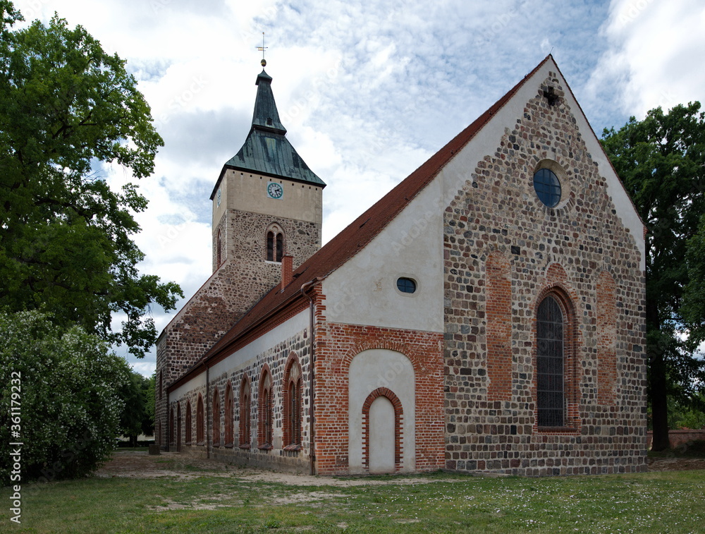 Stadtkirche St. Marien in Altlandsberg von hinten