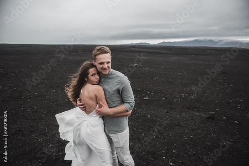 Crash plane in Iceland. wedding couple