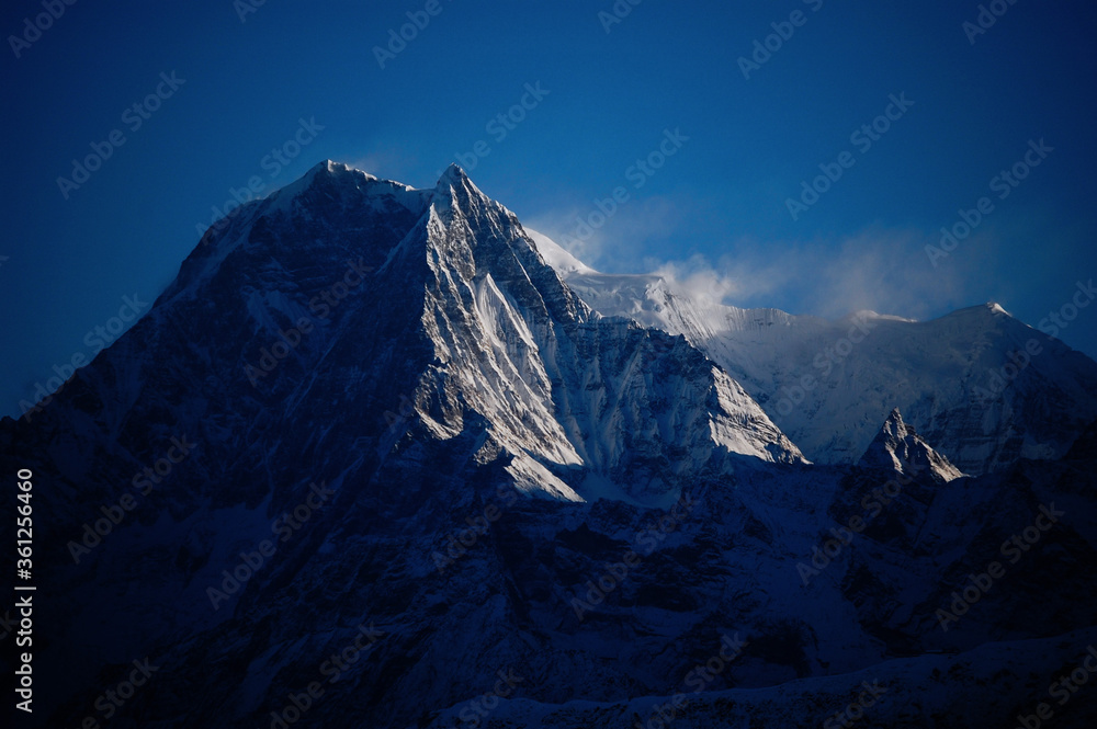 Obraz premium snowy mountains