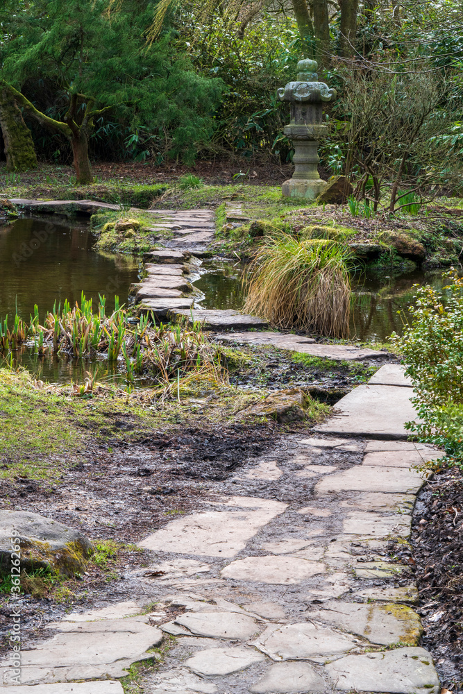 Obraz premium Japanese Garden with stone lanterns