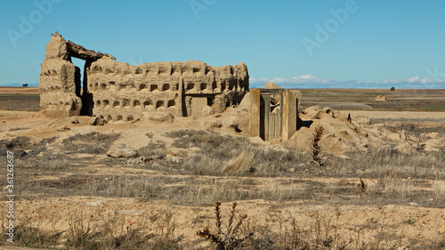 House ruin in Otero de Sariegos in Lagunas de Villafáfila,Zamora,Castile and León,Spain,Europe
 photo