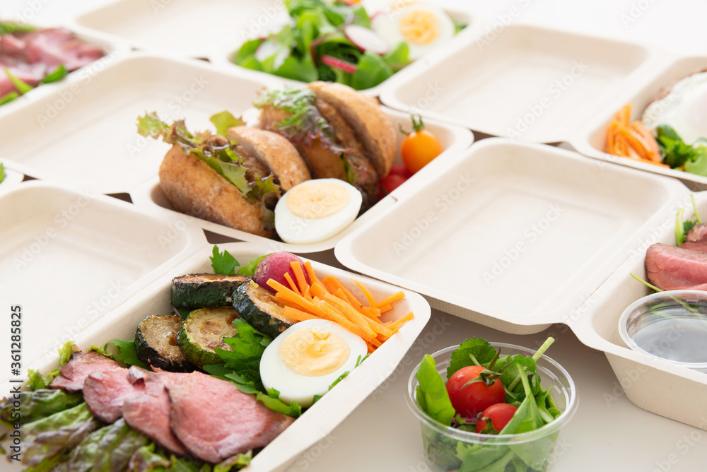 テイクアウトの料理 テイクアウトの料理