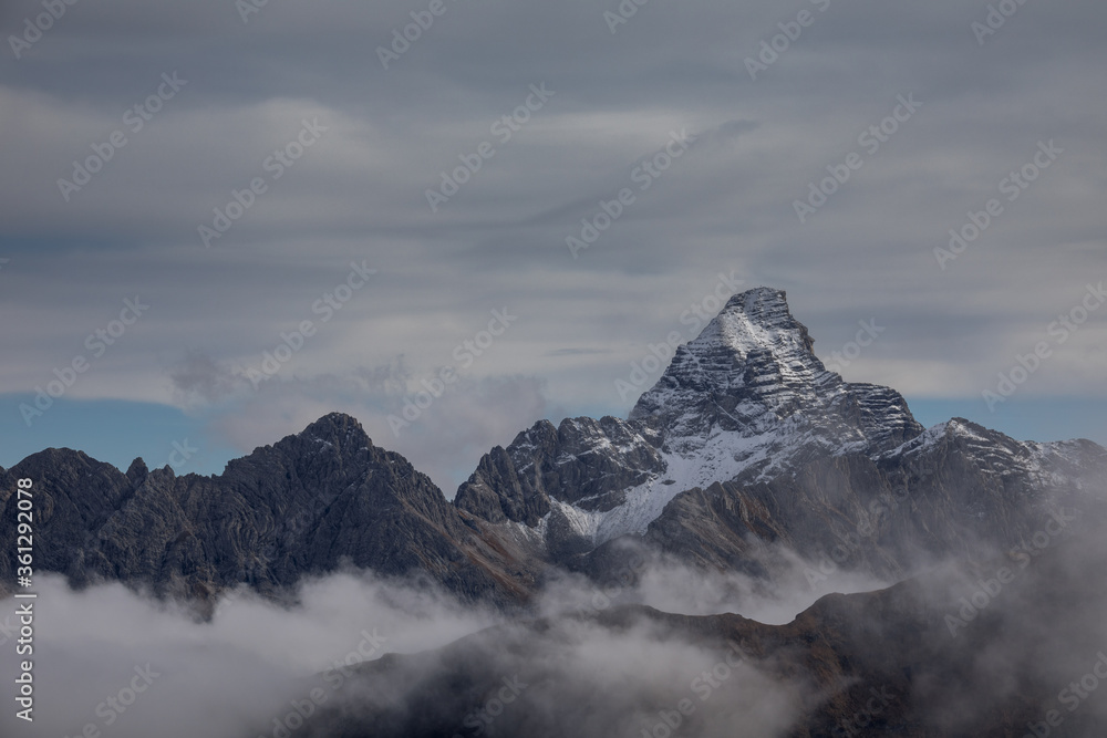 Nebel in den Alpen