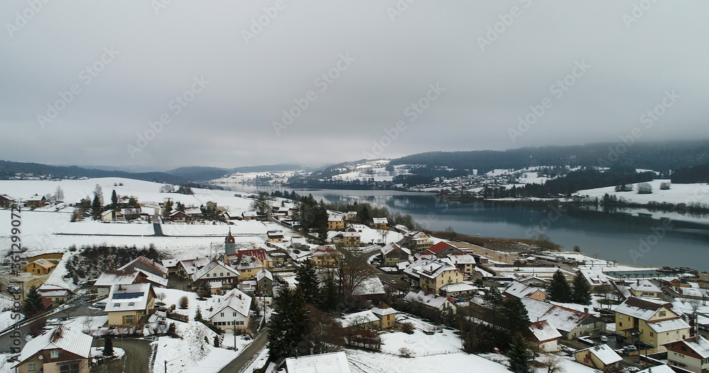 Village de Saint-Point-Lac dans le Doubs en France
