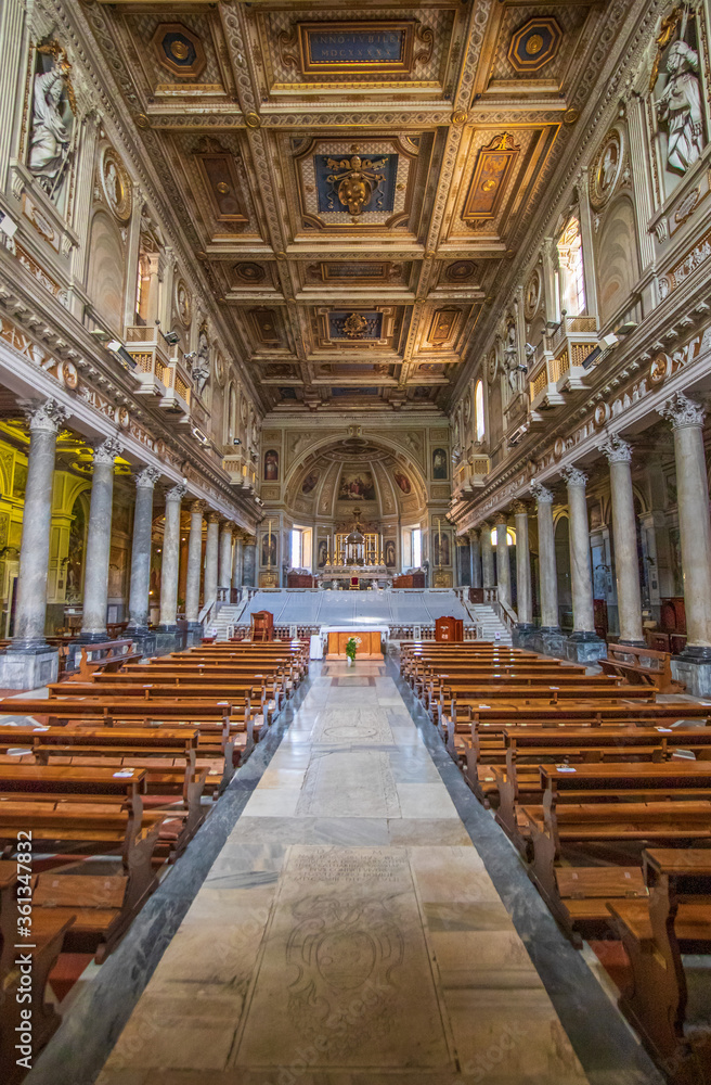 Fototapeta premium Rome, Italy - home of the Vatican and main center of Catholicism, Rome displays dozens of historical, wonderful churches. Here in particular the San Martino ai Monti basilica