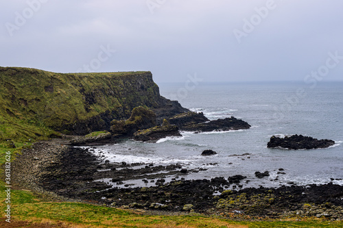 Photo of the beach in Belfast during winter and a cloudy day in the Giants Causeway