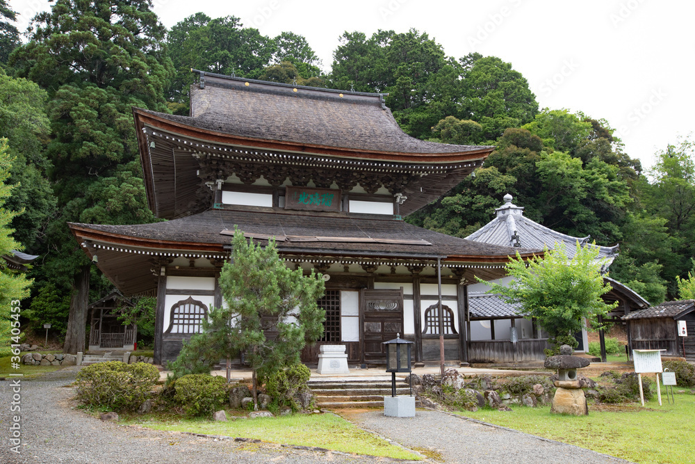 天寧寺 薬師堂 -明智光秀と弥兵次秀満の諸色免許等を与えられた文章が残る古刹-