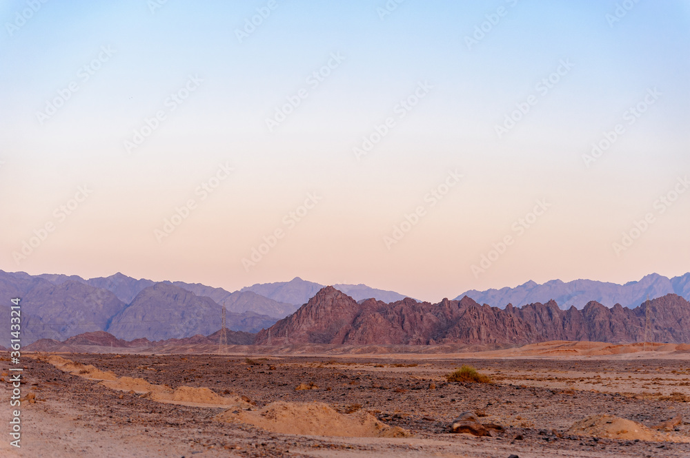 Naklejka premium Desert in Syria in the early morning