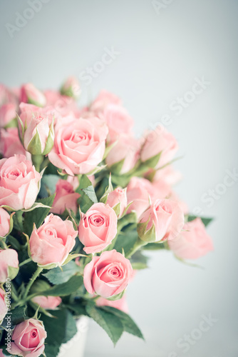 Bouquet of pink roses © tashka2000