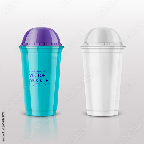 Empty clear plastic disposable cup with dome lid for cold beverage - soda, ice tea or coffee, cocktail, milkshake, juice. 450 ml. Realistic packaging mockup template. Front view. Vector illustration.