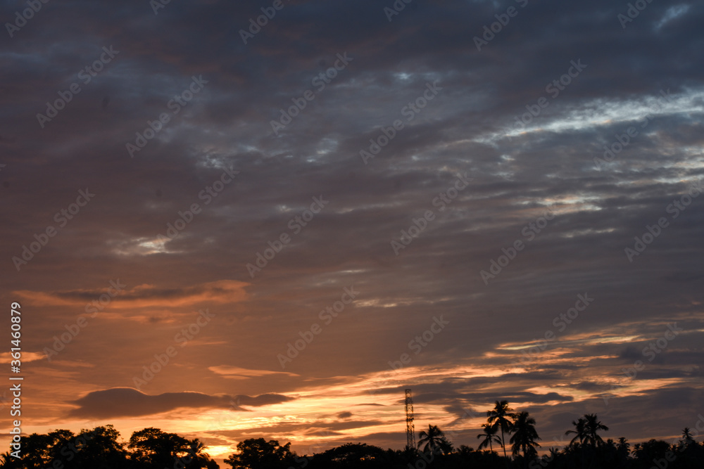 Fototapeta premium sunset in the clouds
