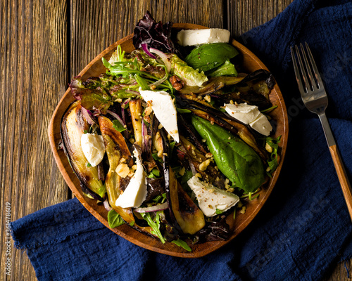 Salad with tuna and vegetables