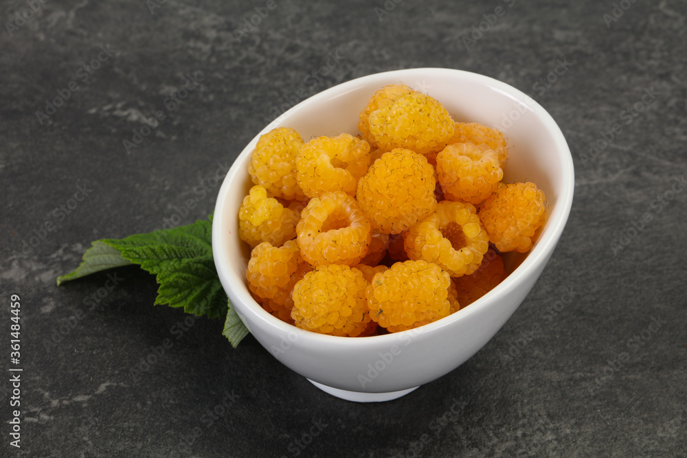 Sweet ripe tasty yellow raspberry Sweet ripe tasty yellow raspberry