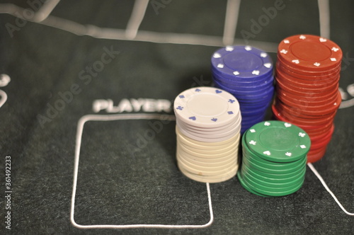 zestaw do pokera gra