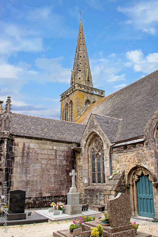 La Martyre. Eglise Saint Salomon cimetière de l'enclos paroissial. Finistère. Bretagne	