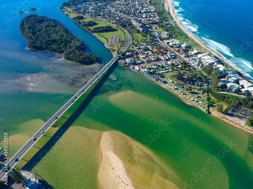Ταπετσαρία Drone Aerial view of The Entrance NSW Australia blue bay waters great beach and