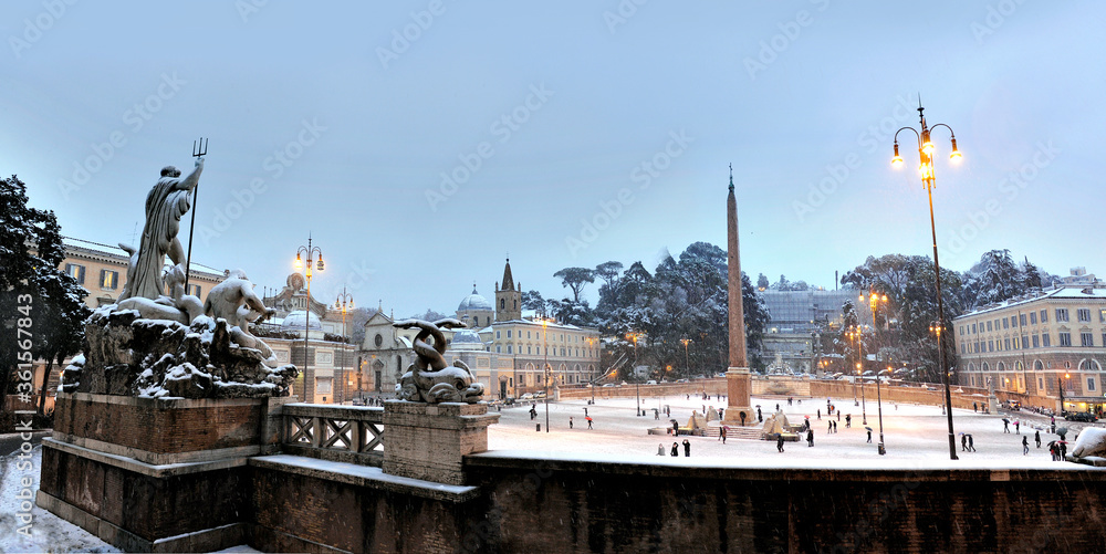 Italy, Rome, People square - Feb 11th 2012: Unusual weather, snowing in Rome.