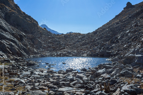 Wallpaper Mural Lake among the mountains Torontodigital.ca