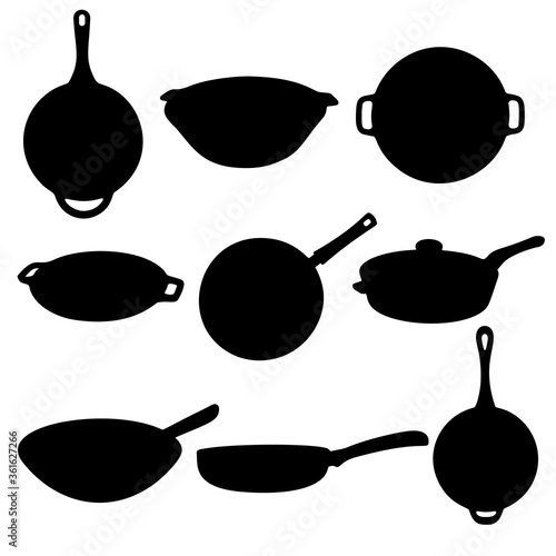 Frying  Pans and cauldrons in the set. Vector image.