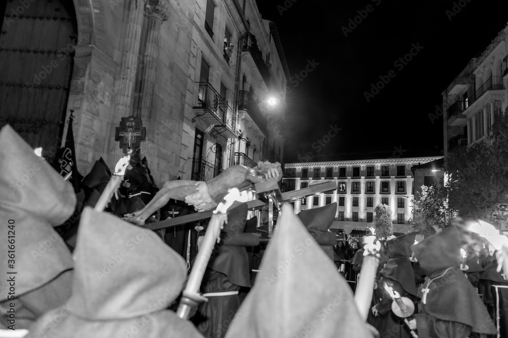 PROCESION DEL CRISTO DE LA HUMILDAD SEMANA SANTA SALAMANCA 2019 INTERÉS TURÍSTICO INTERNACIONAL