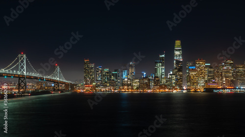 San Francisco skyline at night © Roaming Eye