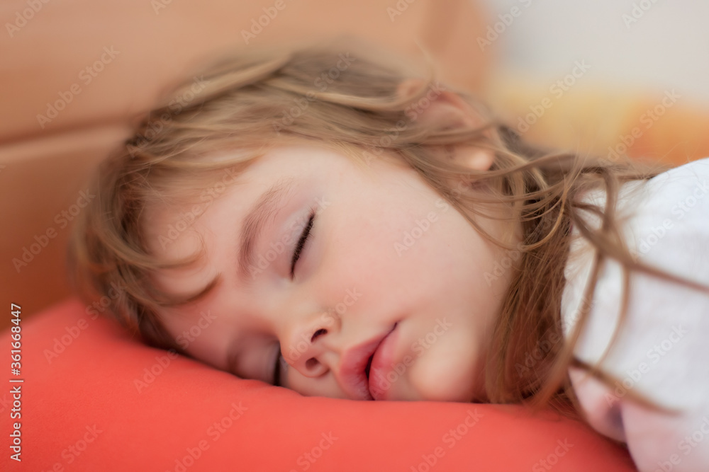 little girl sleeping little girl sleeping