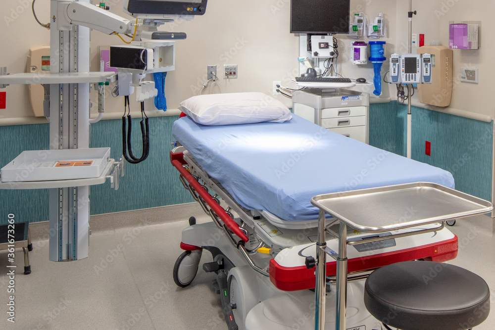 emergency room bed with no patient ready to respond to COVID-19 pandemic emergency room bed with no patient ready to respond to COVID-19 pandemic