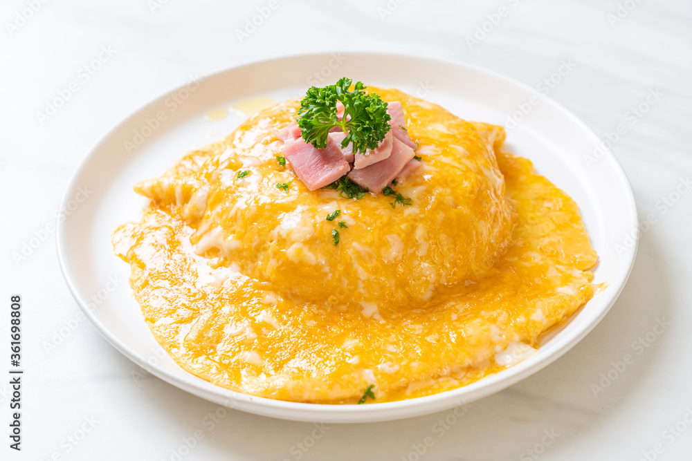 Creamy Omelet with Ham on Rice Creamy Omelet with Ham on Rice