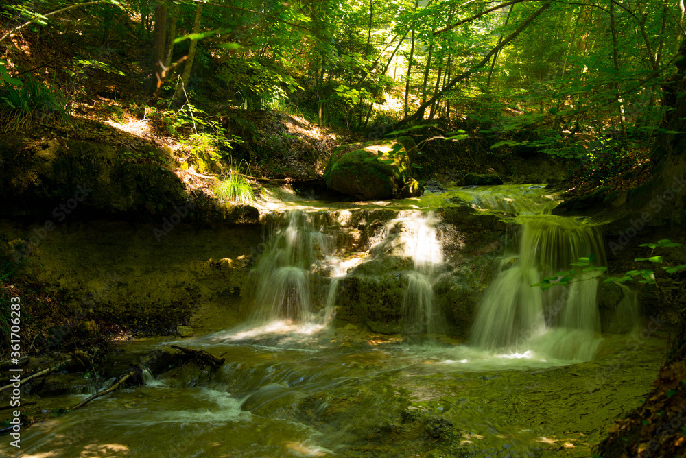 Fototapeta premium Duenkelbach bei Geffingen in der Schweiz