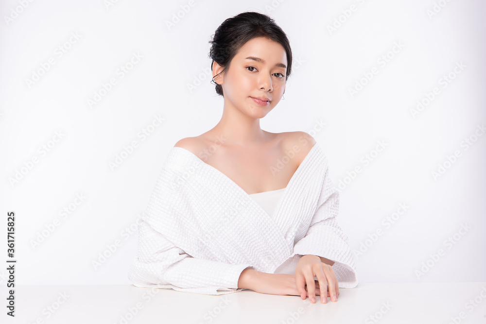 Beauty Woman face Portrait, Beautiful Young Asian Woman with Clean Fresh Healthy Skin, Facial treatment. Cosmetology, beauty and spa, isolated on white background. Beauty Woman face Portrait, Beautiful Young Asian Woman with Clean Fresh Healthy Skin, Facial treatment. Cosmetology, beauty and spa, isolated on white background.