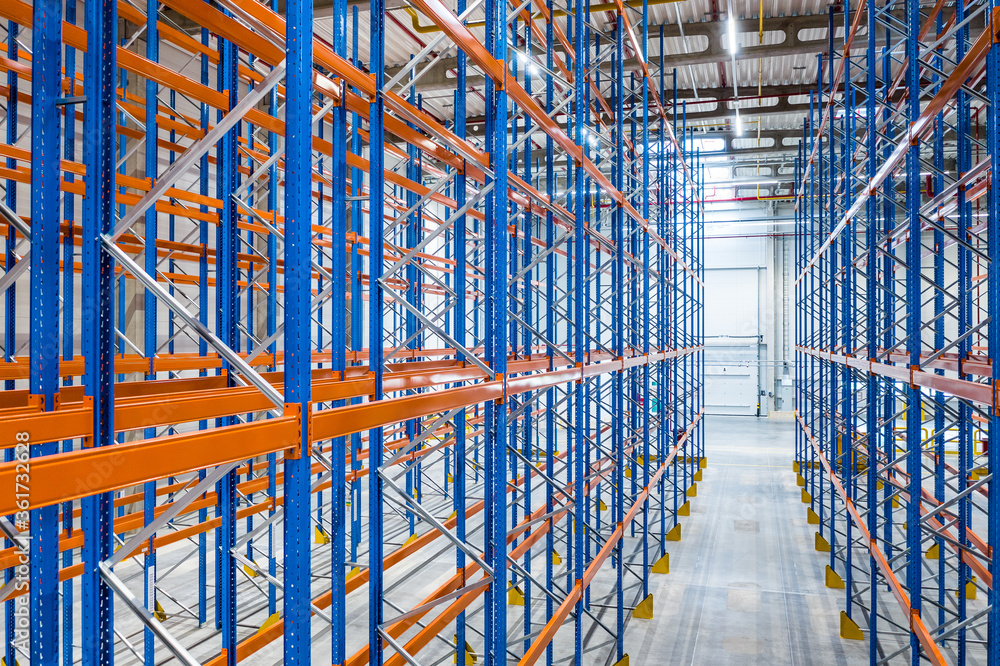 New clean warehouse - high bay - empty shelves