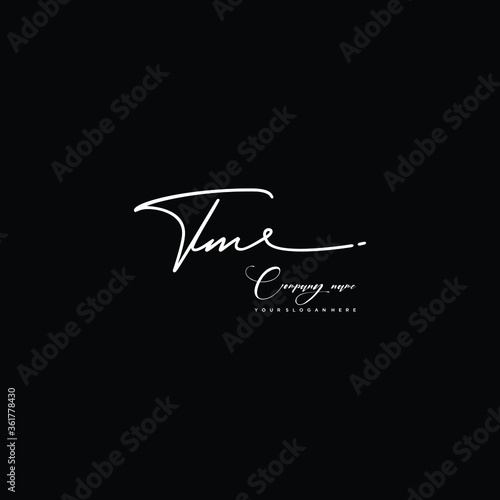 TM initials signature logo. Handwriting logo vector templates. Hand drawn Calligraphy lettering Vector illustration.
