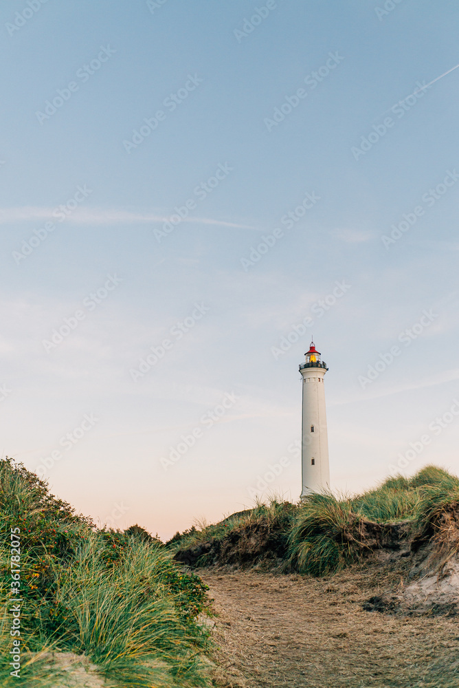 Lyngvig Fyr bei Hvide Sande - Leuchtturm an Nordsee 