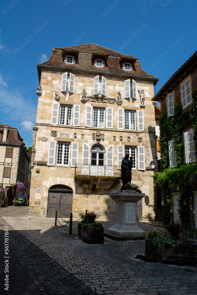 Beaulieu-sur-Dordogne (Corrèze, France)