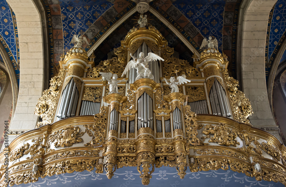 Obraz premium Inside Catholic church.