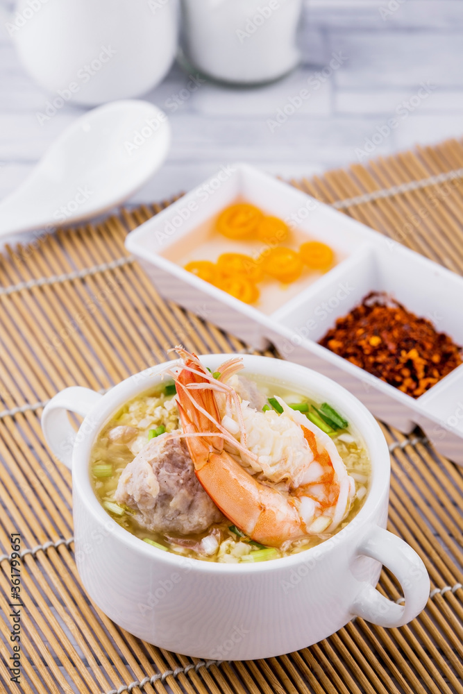 Shrimp porridge white bowl Shrimp porridge white bowl