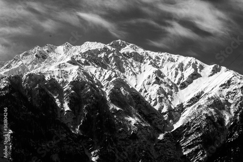 Texture on mountains © Rohit