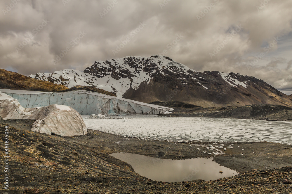 Pastoruri glacier, Peru.