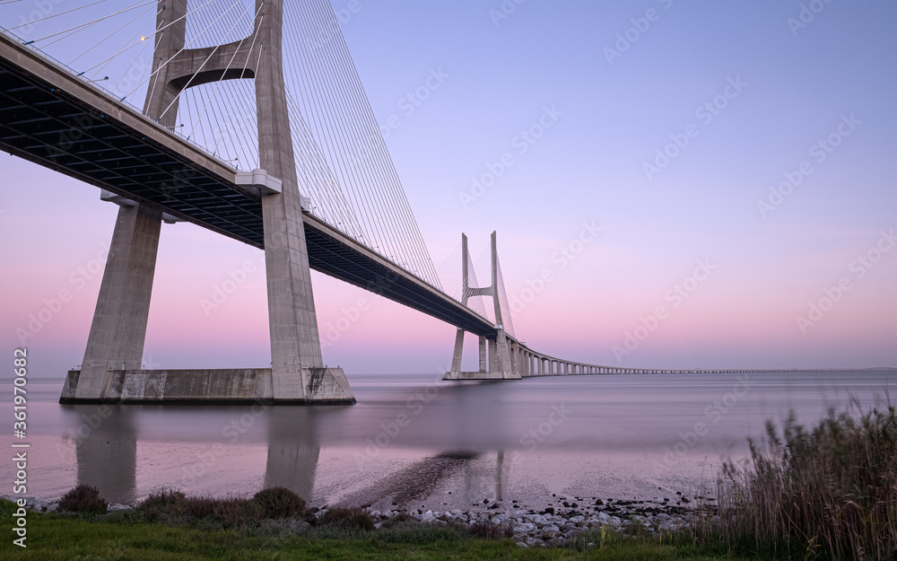 Obraz premium Most Vasco da Gamy 2