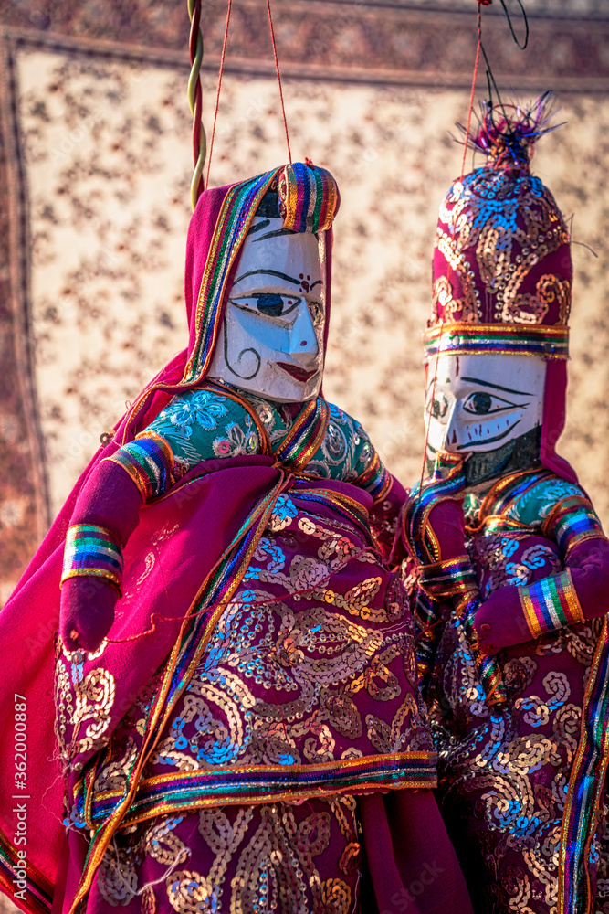 Colorful pair of hand made Rajasthani puppet KATHPUTLI